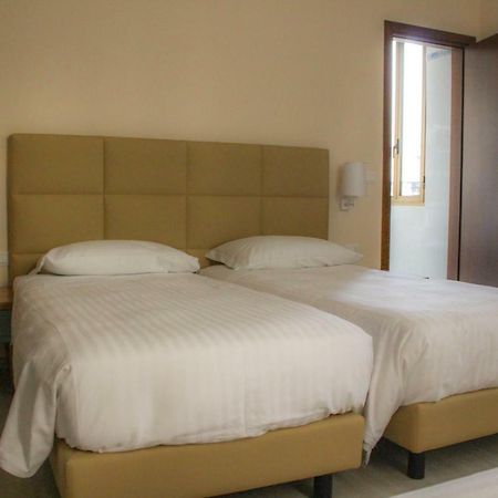 בולוניה Hotel Villa Azzurra מראה חיצוני תמונה