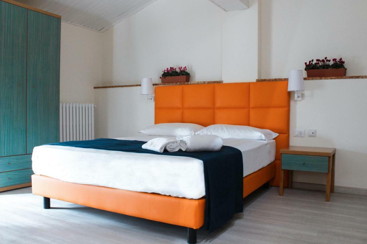 בולוניה Hotel Villa Azzurra מראה חיצוני תמונה