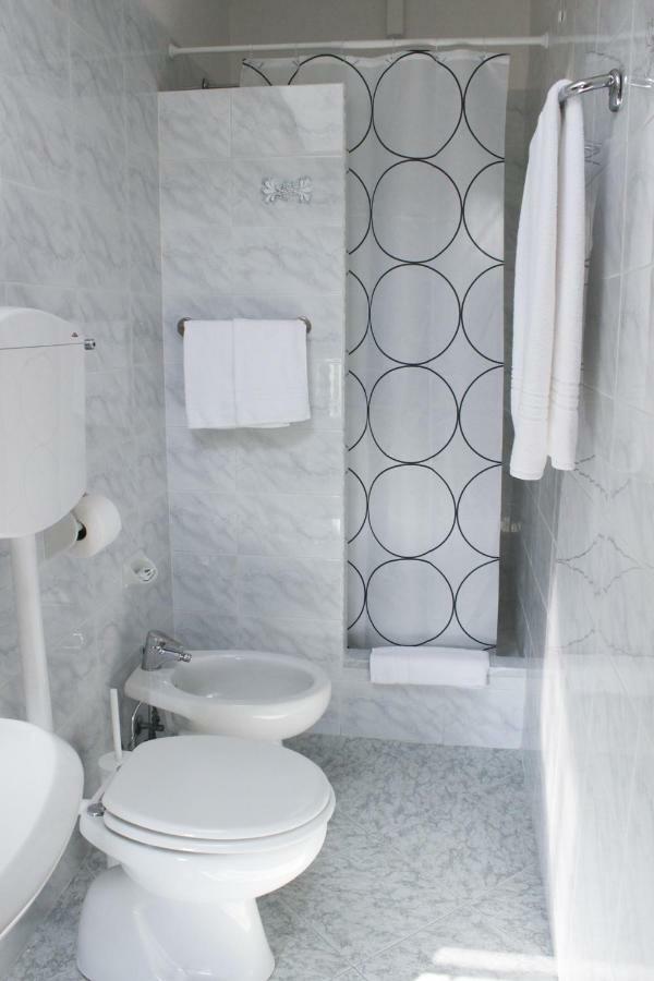 בולוניה Hotel Villa Azzurra מראה חיצוני תמונה